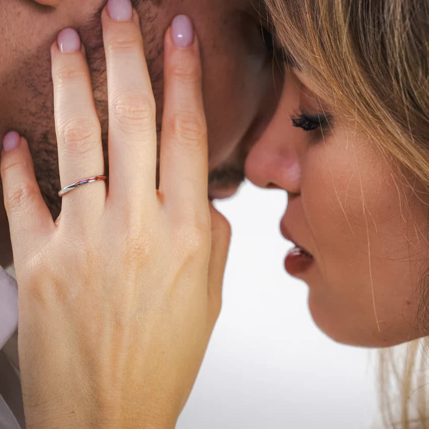 Anillo "Hilo rojo del destino"